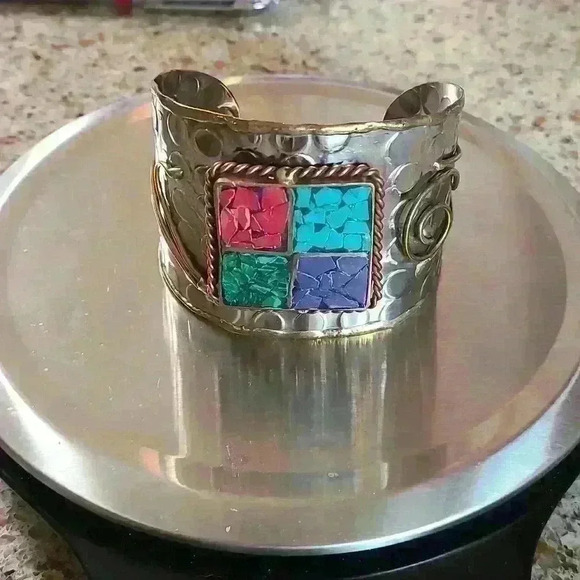 Vintage Open Cuff  bracelet handcrafted metal 8 inches in sliver Gold-toned - Picture 2 of 10